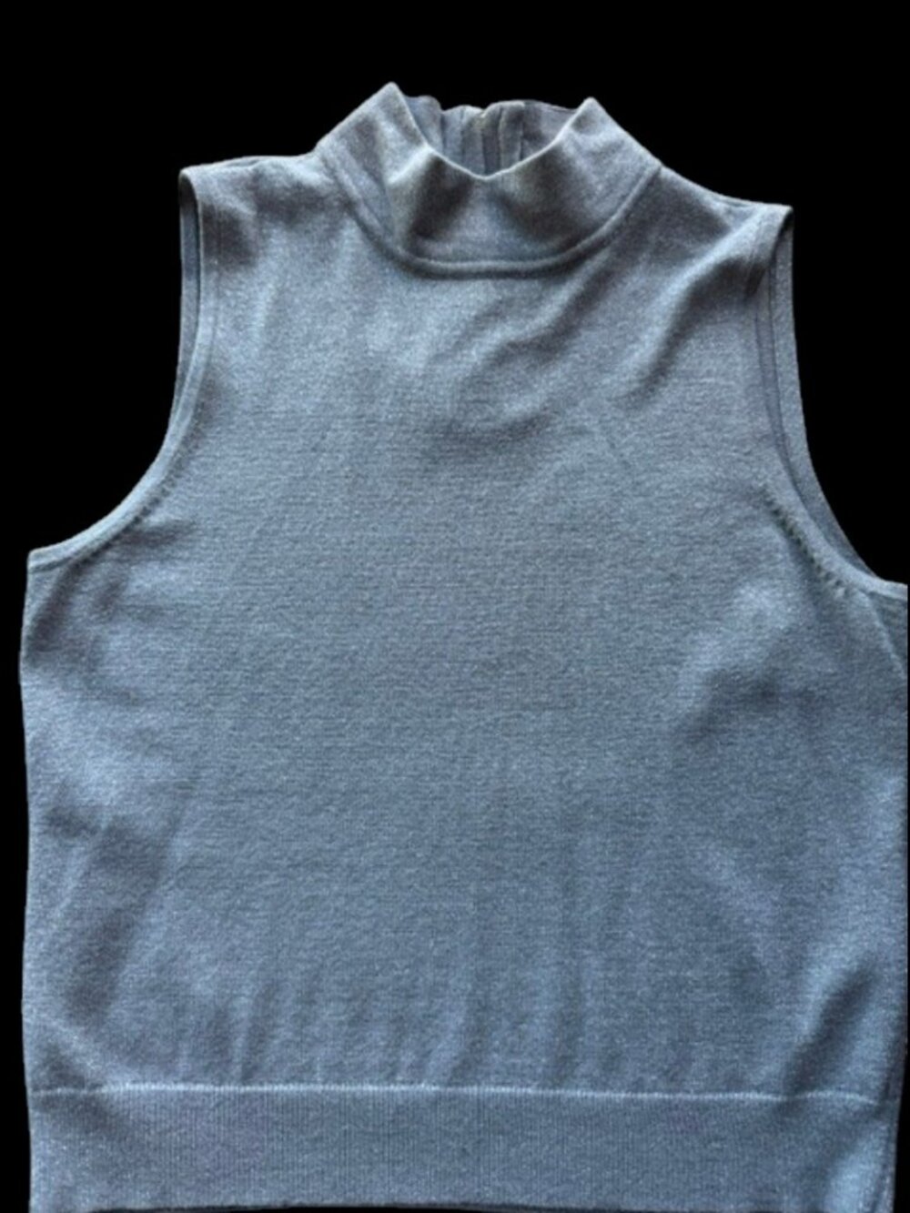 White House Black Market shimmering gray sleeveless top M
